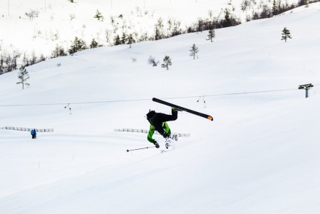 Juhan laskua elävöitti kesken pätkää suoritettu tyylipuhdas kuperkeikka, josta matka jatkui pysähtymättä