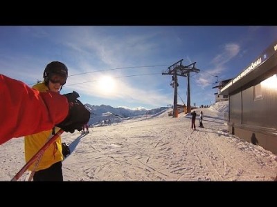 Itävallan Skijuwel Alpbachtal Wildschönau on suuri, kaunis ja monipuolinen tirolilaiskohde rauhallisille laskijoille ja aloittelijoille. Etenkin rentoutumiseen keskittyvälle laskukansalle paikka onkin ehdottomasti Tirolin parhaiden joukossa.