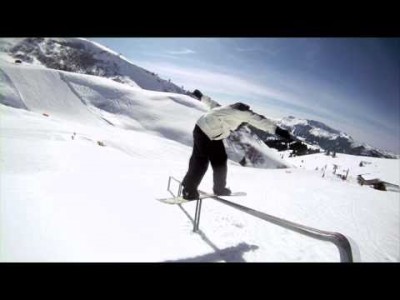 Hahnenmoosin Gran Masta Park on useiden ammattilautailijoiden harjoituspaikka ja kolme eri vaikeustason laskulinjaa varmistavat omiin taitoihin soveltuvat laskut. Alueella on myös krossirata, välinetestaus, baari, grilli ja livemusiikkia.