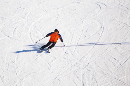 Myllymäen 70 metrin korkeusero ei huimaa päätä, mutta vauhdikasta kanttailua tähänkin mittaan saa mahdutettua. Ainakaan ei kunto lopu kesken laskun.