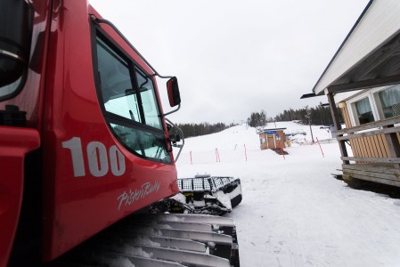 Valkeakosken Korkeakangas pyörii kaupungin toimesta, mikä saattaa näkyä joissakin asioiossa. Rinnekone edusti ainakin modernimpia investointeja.