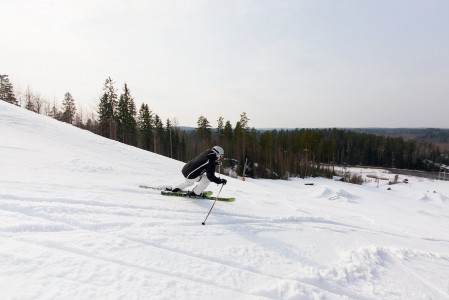 Tornimäki on toimiva paikallinen hiihtokeskus Mikkelissä. Hieman vihkiytyneempikin laskija pääsee vauhdin tuntuun, vaikka rinteet ovatkin parhaimmillaan aloittelijoille ja harrastelijoille.