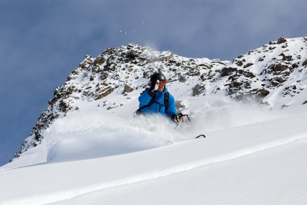 3 laakson Mont du Vallon on loistava valloitettava puuterin ystävälle. Ylös pääsee nopealla gondolilla, ja lähes koko korkeusero on alueen muita suuntia koskemattomampaa offarimaastoa. Myös rinnettä pitkin pääsee alas.