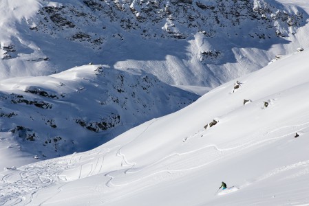 Mont du Vallon on Kolmen laakson potentiaalisimpia puuteriapajia. Lumikentillä on mukavasti pituutta ja sopivasti kaltevuutta.