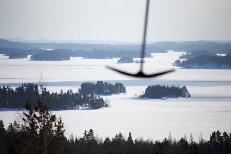 Ruunarinteiden huipulta saa ihastella Saimaan saaria. Harvassa lähimäessä on tällaiset maisemat.