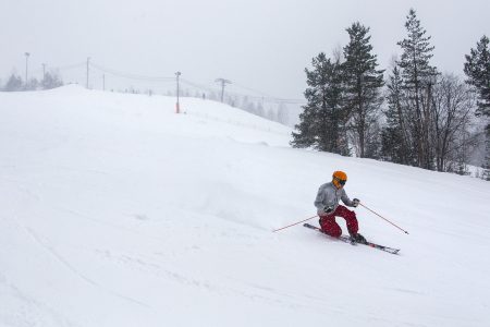 Varkaus Ski Centerin rinneprofiili sopii hyvin telemark-taitojen hiomiseen.