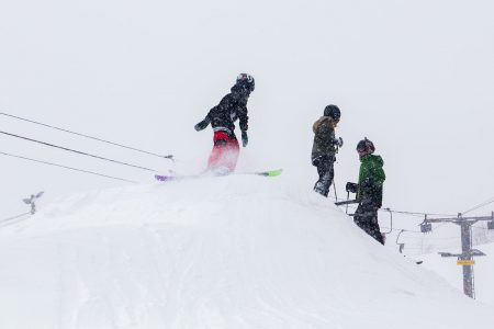 Varkaus Ski Centerin parkin rakentamisessa ja muokkaamisessa kuunnellaan laskijoiden toiveita. Lisäksi välikumpareikon alueelle on varattu tila, johon laskijat voivat rakentaa itse kikkailupaikkoja oman maun mukaan.