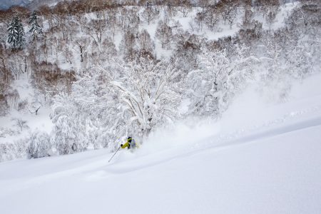 Sapporo Kokusain alueella on mahdollista päästä siihen harvinaiseen tilanteeseen, jossa saa piirtää omaa jälkeä koko päivän.