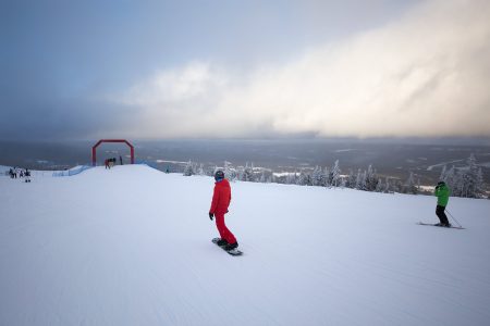 Sälenin rinteiltä löytyy 3 suosittua Fun Ride -rinnettä, joissa on yhdistetty snow parkkia ja ski crossia seikkailuhenkisesti ja koko perheelle sopivalla tavalla.