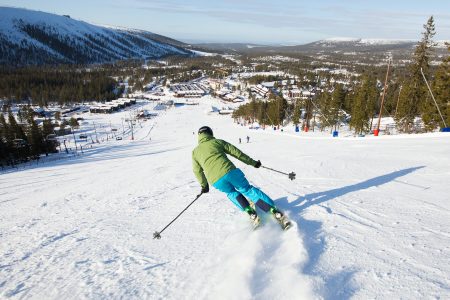 Sälenin Tandådelenin päärinne on muita leveämpi ja päättyy kylän keskeisimmälle paikalle. Vastaavat päärinteet löytyy Sälenin muiltakin hiihtoalueilta.