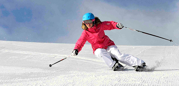 hassela_rinne Hasselan hyvin hoidetuilal rinteillä kelpaa kurvailla (kuva: Göran Assner / Hassela Ski)