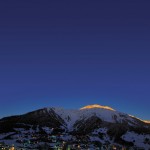 Davos ilta hiihtokylä alppikylä