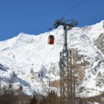 Saas Fee hiihtohissi gondolihissi hiihtokeskus laskettelukeskus