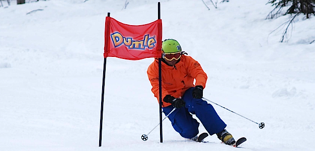 Kun oikea telemark-asento löytyy tulee siitä jopa alppihiihtoasentoa vakaampi, kun tukipinta-alaa on enemmän.