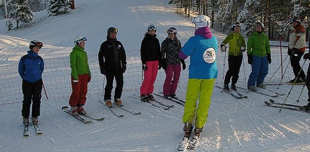 Ensimmäistä kertaa järjestetty tapahtuma kokosi yhteen 50 telemarkista kiinnostunutta laskijaa.