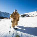 Arapahoe Basin Yeti lumimies laskettelija