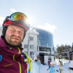 nozawa onsen skier