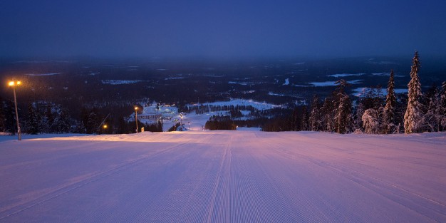 Suomu on palannut takaisin laskuväen kartalle ja noussut uusittuna kauden kiinnostavimpien kohteiden joukkoon. Nyt on sopiva hetki tutustua entistä ehompaan klassikkoon!