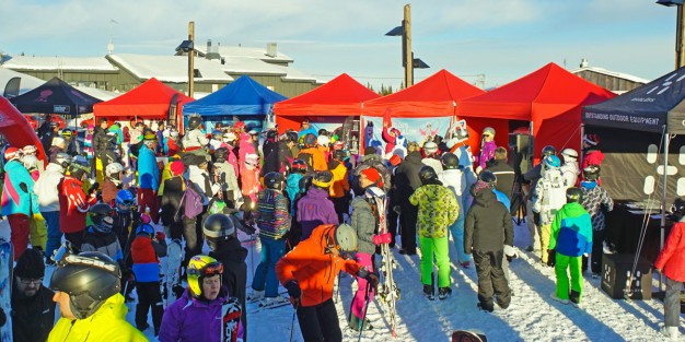 Haglöfs Suomi Slalom on koko perheen, ystävien ja vaikkapa työporukoiden leikkimielinen laskutapahtuma. Tule mukaan!