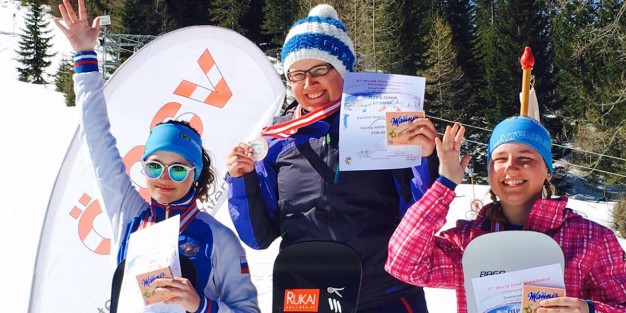Cecilia Hanhikoski on voittanut eilen kultaa kuurojen alppihiihdon ja lumilautailun MM-kisoissa Innerkremsissä, Itävallassa. Maailmanmestaruus tuli paripujottelussa.
cecilia hanhikoski voitto kuurojen MM