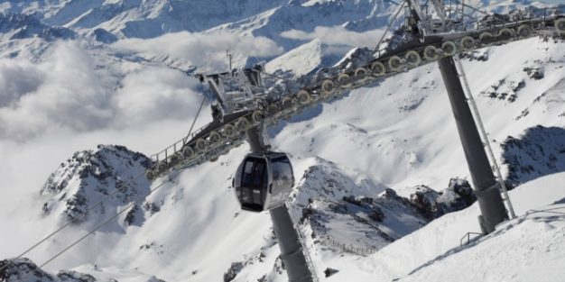 Laskijoiden keskusteluissa puhutaan säännöllisesti maailman parhaista hiihtokeskuksista. World Ski Awards palkitsee vuosittain parhaat useammalla saralla, mutta yksi keskus on viime vuosina saanut monta mainintaa ja parantanut tälle kaudelle entisestään!